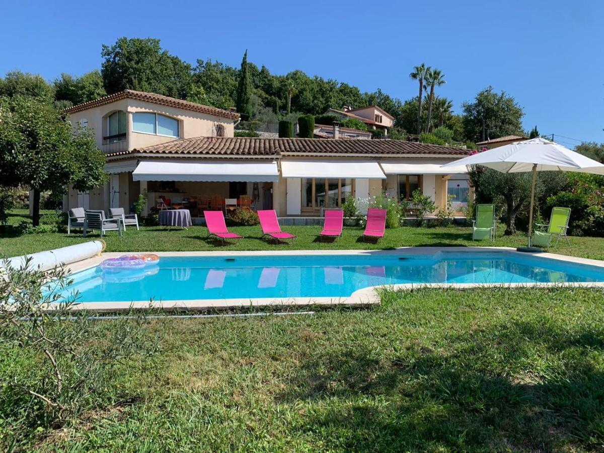 Bed & Breakfast Les Lillas Saint-Jeannet  Екстериор снимка