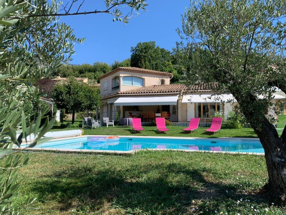 Bed & Breakfast Les Lillas Saint-Jeannet  Екстериор снимка