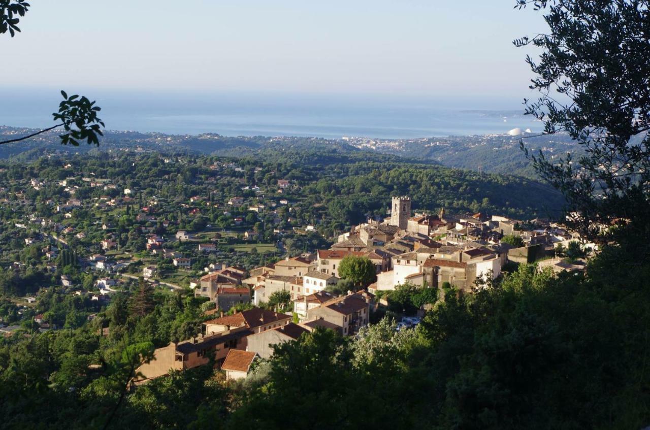 Bed & Breakfast Les Lillas Saint-Jeannet  Екстериор снимка