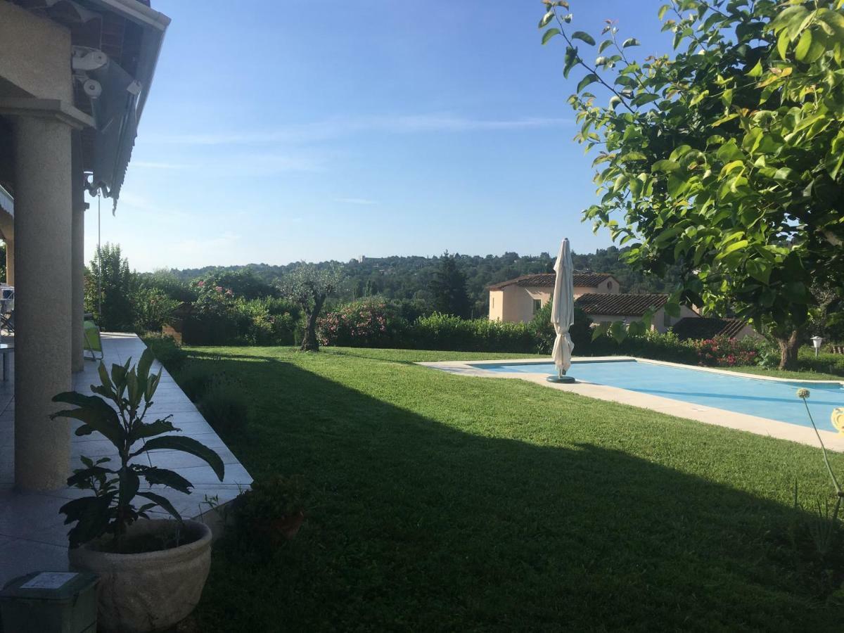 Bed & Breakfast Les Lillas Saint-Jeannet  Екстериор снимка