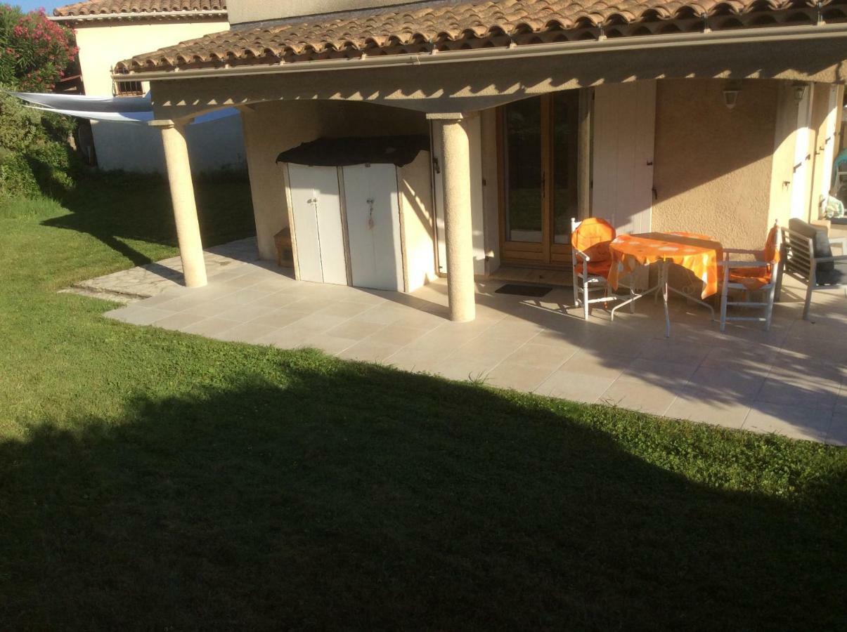 Bed & Breakfast Les Lillas Saint-Jeannet  Екстериор снимка