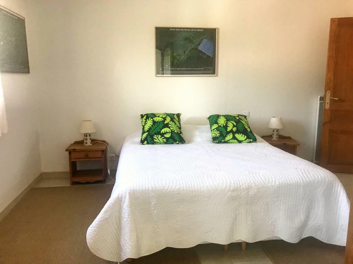 Bed & Breakfast Les Lillas Saint-Jeannet  Екстериор снимка
